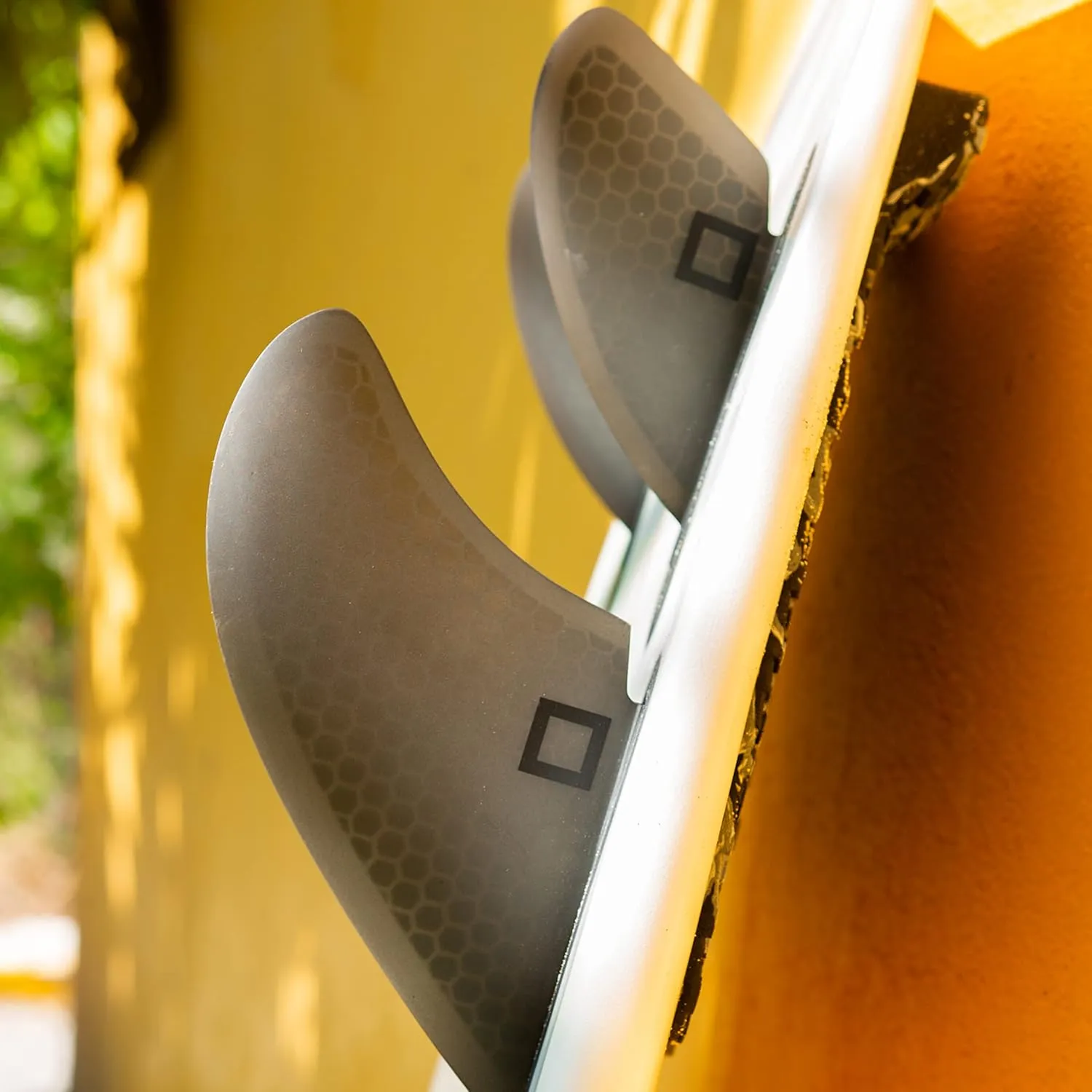 Honeycomb Fiberglass Surf Fins  Twin, Thruster, or Quad Setup  High-Performance FCS1 Twin Tab Compatible Fins for Versatile Riding